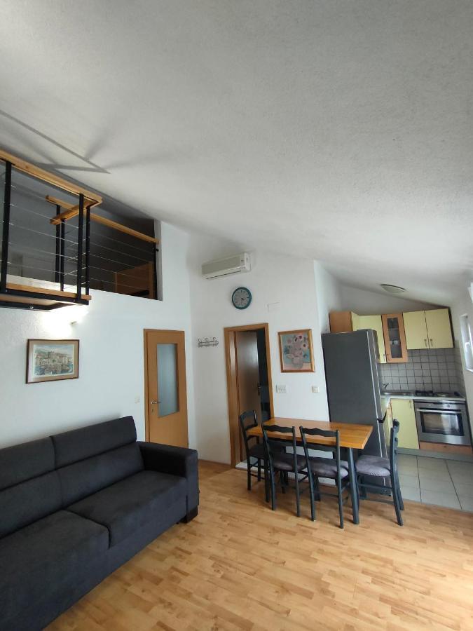 Baska Voda - Apartmani Vesna Екстер'єр фото